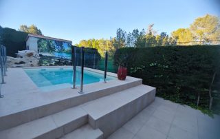 Piscina con jardín La Casa del Lago Anna Piscina privada con jardín en La Casa del Lago, Anna, Valencia